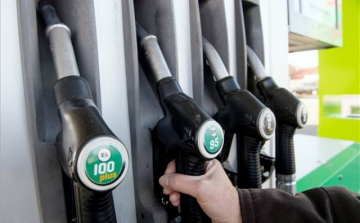 NGM: a kormány üdvözli az üzemanyagárak újabb csökkentését