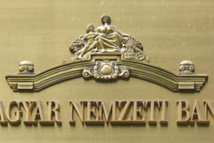 A forint gyengüléséről nem, de a Bitcoin-ról nyilatkozott az MNB
