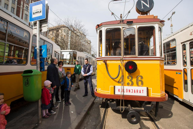 Több nosztalgiajáratot indít a BKK és a BKV húsvétkor