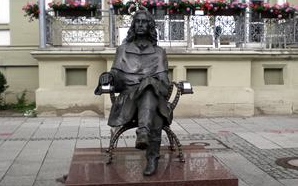 Aki mindenhol magyar emlékek után kutat 