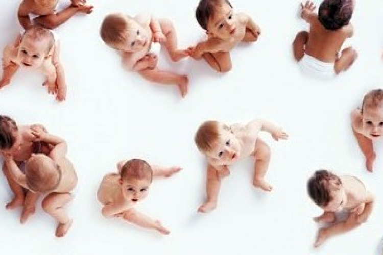 Kevesebben válnak, többen házasodnak, több gyereket vállalnak