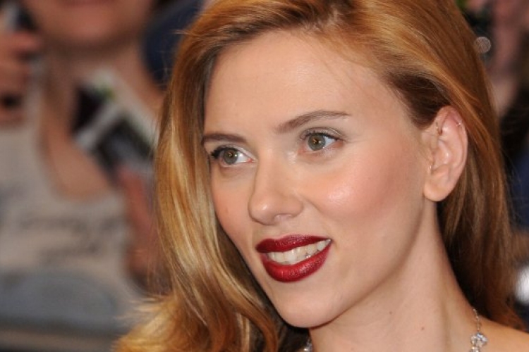 Scarlett Johansson tévészerepet vállalt