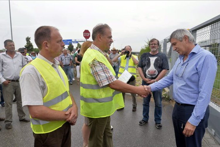 Tejtermelők demonstrációja - Nagytarcsa