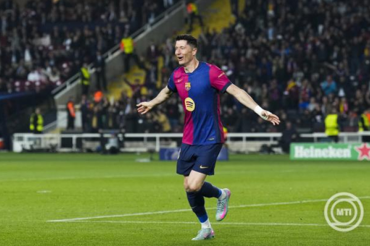 Bajnokok Ligája - Kiütéses dortmundi vereség Barcelonában, kétgólos előnyben a PSG