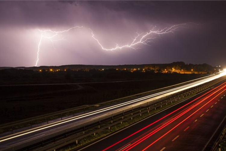 Katasztrófahelyzet és halálos áldozatok egy bajorországi járásban a heves esőzés miatt