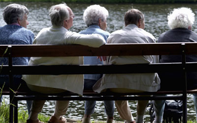 Száz évig is spórolhat, aki jó nyugdíjat akar