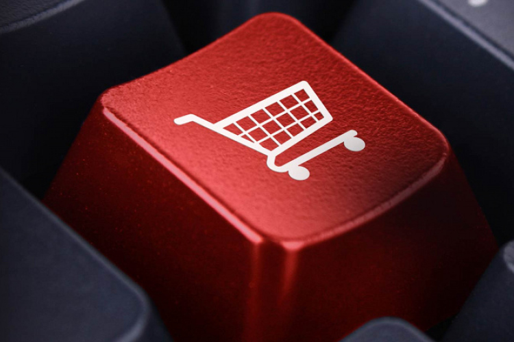 Milyen kihívások előtt áll az online kiskereskedelem?