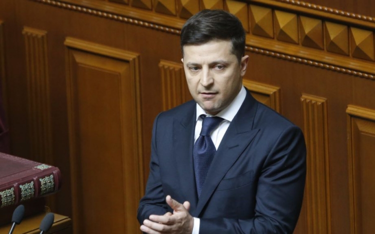 Egy friss felmérés szerint négy párt juthat be biztosan az ukrán parlamentbe