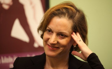 Könyvfesztivál - Anne Applebaum: túl kellene lépni a posztkommunista Kelet-Európa fogalmán