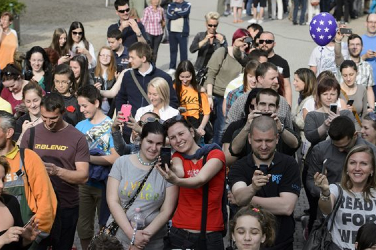 Nem sikerült a csoportos selfie-készítés világrekordját megdönteni