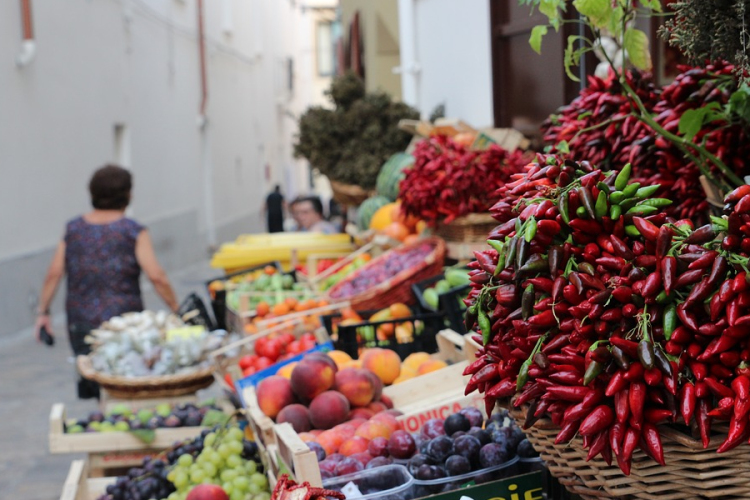 Több mint 330 milliárdot költöttünk zöldségre és gyümölcsre a múlt évben