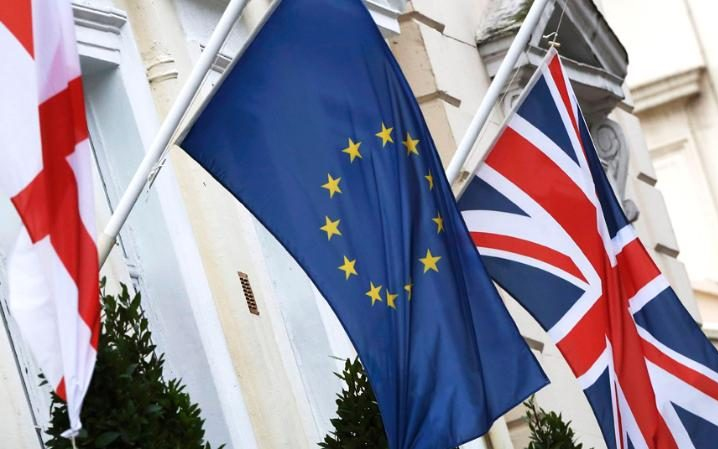 Európa a rendezetlen Brexit felé halad 