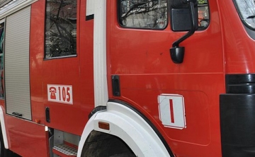 Holttestet találtak egy kigyulladt házban a tűzoltók Jánoshidán