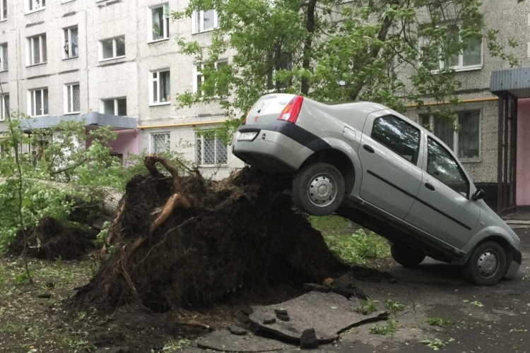 Óriási vihar Moszkvában - Halálos áldozatokat is követelt