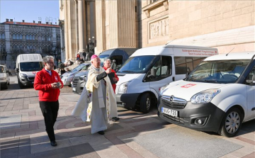 Újabb segélyszállítmányokat indítanak Kárpátaljára katolikus szervezetek